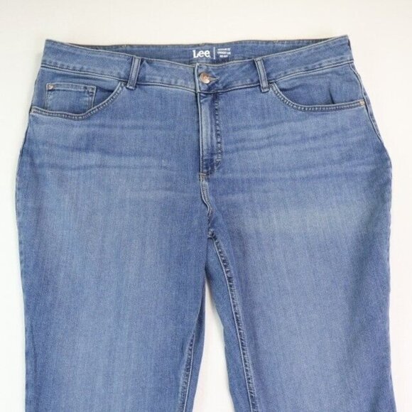 Lee Jeans Womans 22 WM Blue Midrise Regular Fit Straight Stretch New - Picture 2 of 7